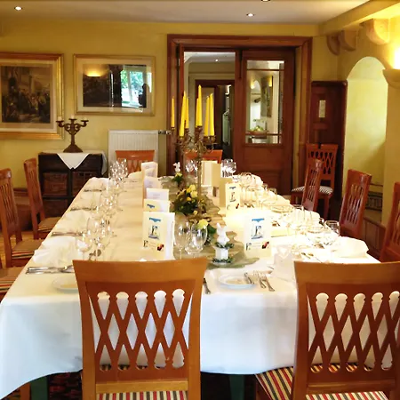 Отель Schloss Эдесхайм