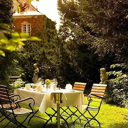 Hotel Schloss 4*