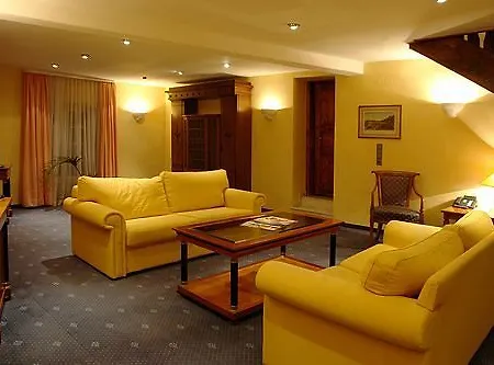 Schloss Hotell 4*