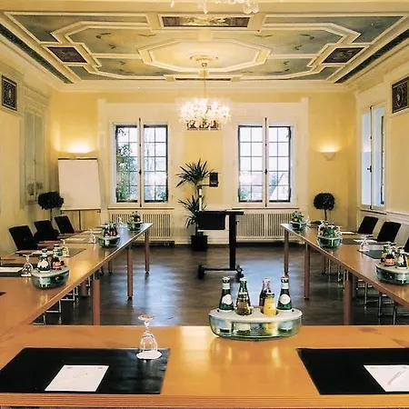 Schloss Hotell 4*